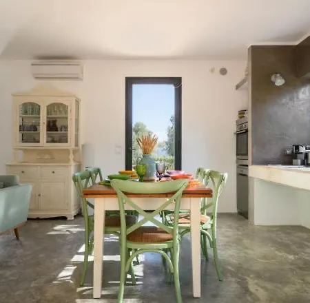 Aura D'olivo By Perle Di Puglia Serranova