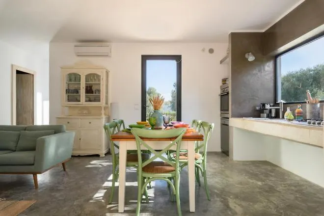 Aura D'olivo By Perle Di Puglia Serranova